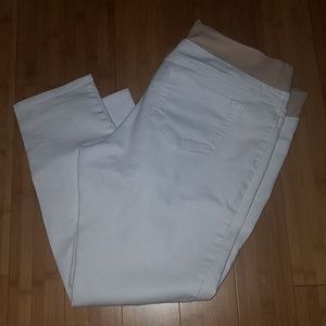 Cropped Maternity Jeggings